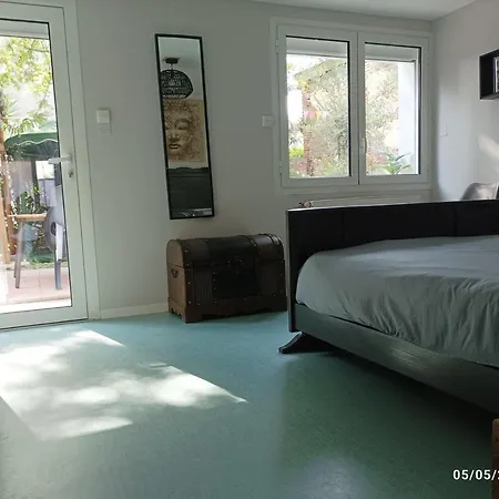 La Cahute, Avec Jardin Pour 15 Personnes Prázdninový dům Montauban
