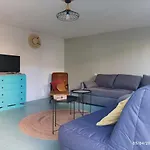 La Cahute, Avec Jardin Pour 15 Personnes