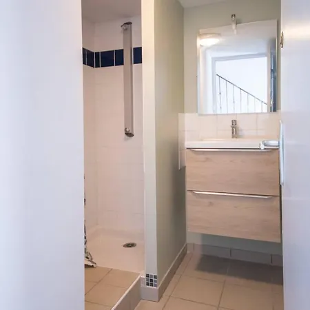 La Cahute, Avec Jardin Pour 15 Personnes