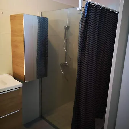 La Cahute, Avec Jardin Pour 15 Personnes