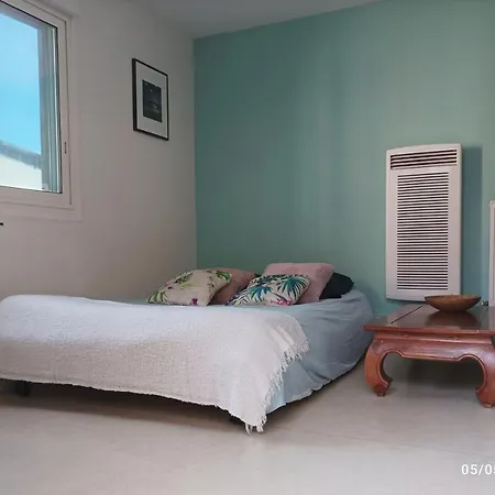 La Cahute, Avec Jardin Pour 15 Personnes Montauban