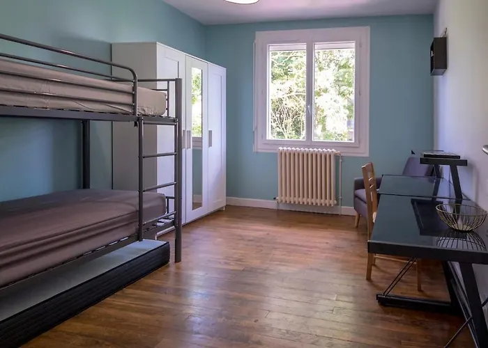 Дом отдыха La Cahute, Avec Jardin Pour 15 Personnes Монтобан